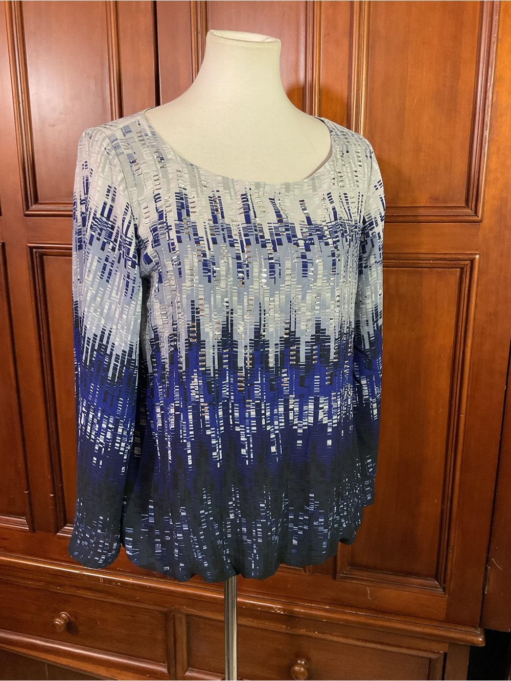 Alfani Women’s Blouse Top Size 12 Blue White Black Silver Accent Elastic Waist L